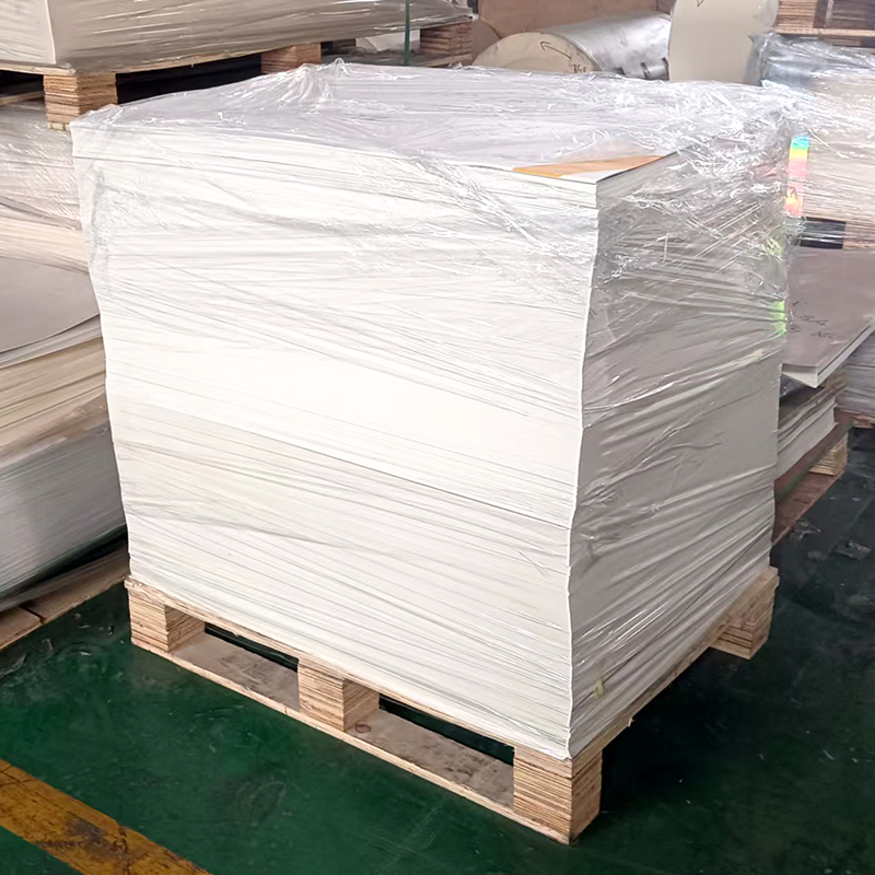 Stok Kartu Perak Matte